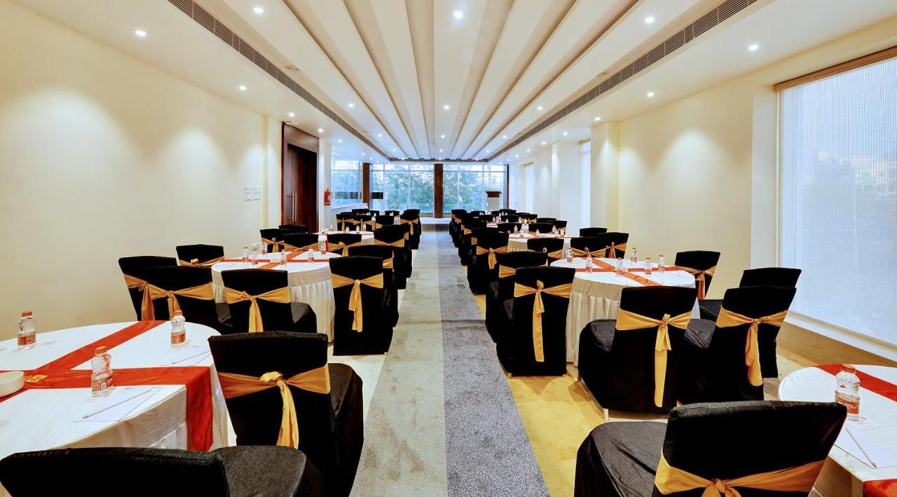 Mastiff Select Gulbarga Hotel Kalaburagi Kültér fotó