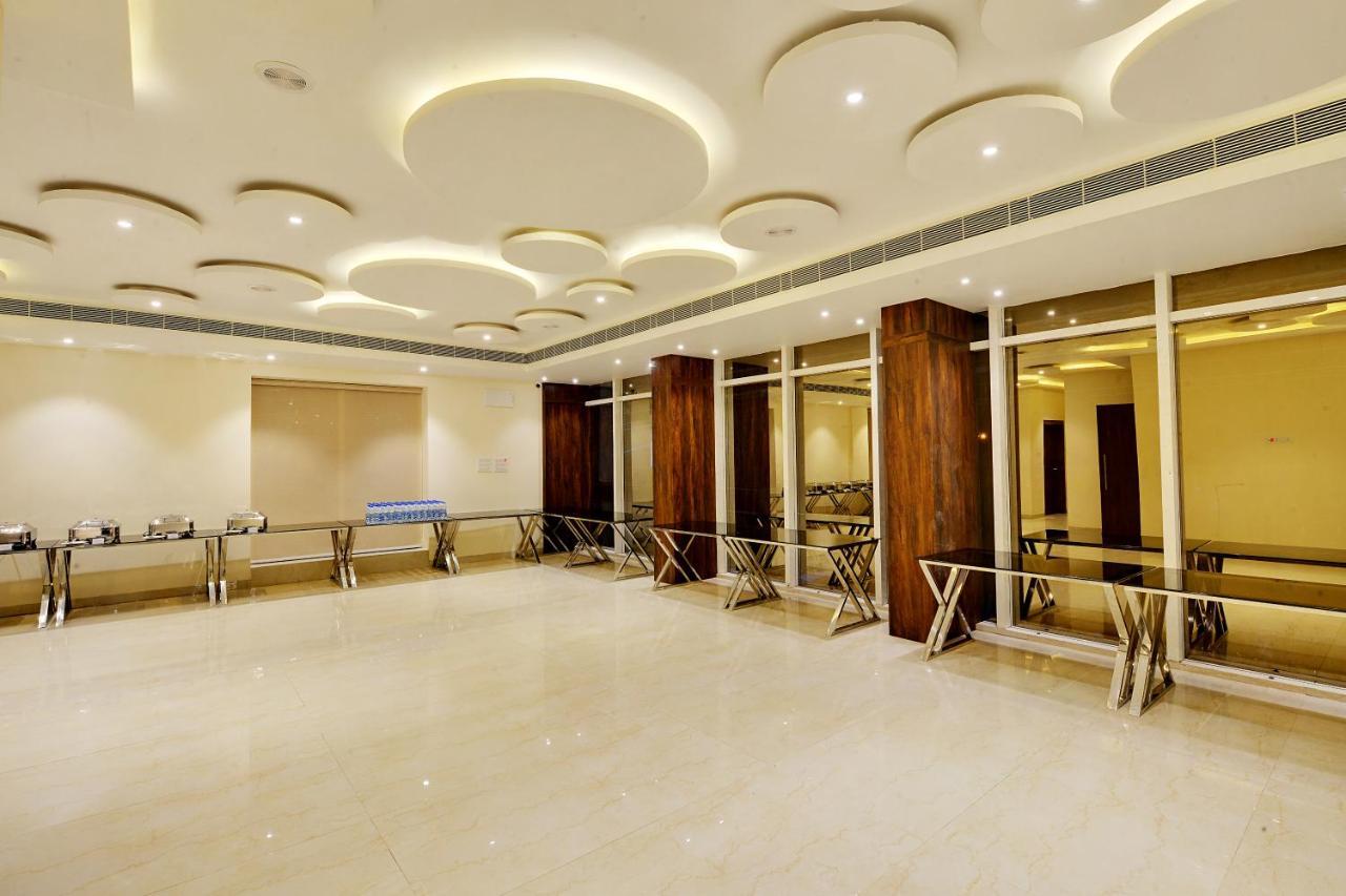 Mastiff Select Gulbarga Hotel Kalaburagi Kültér fotó