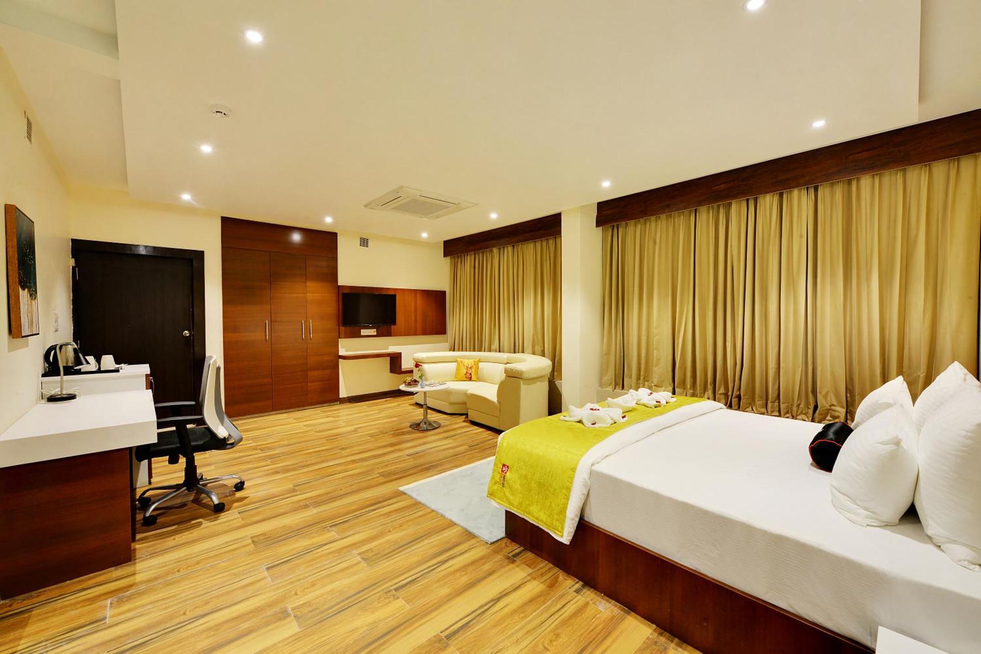 Mastiff Select Gulbarga Hotel Kalaburagi Kültér fotó