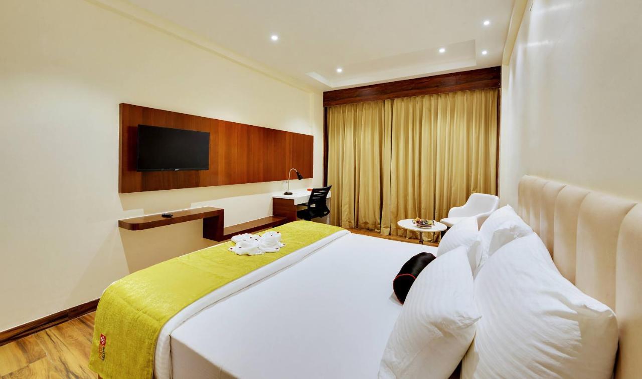 Mastiff Select Gulbarga Hotel Kalaburagi Kültér fotó
